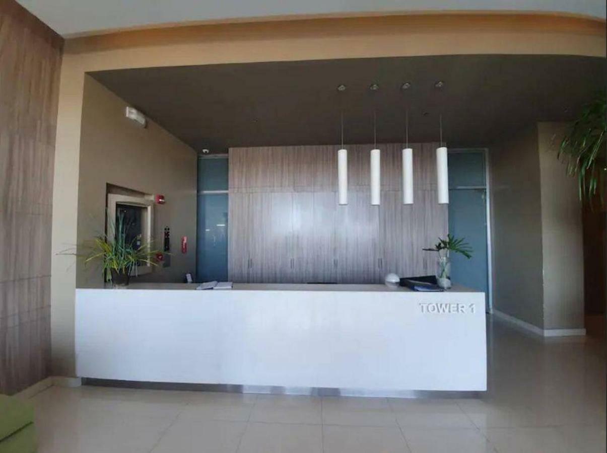 אילוילו Avida Atria Tower 1 Studio Type Condominium מראה חיצוני תמונה