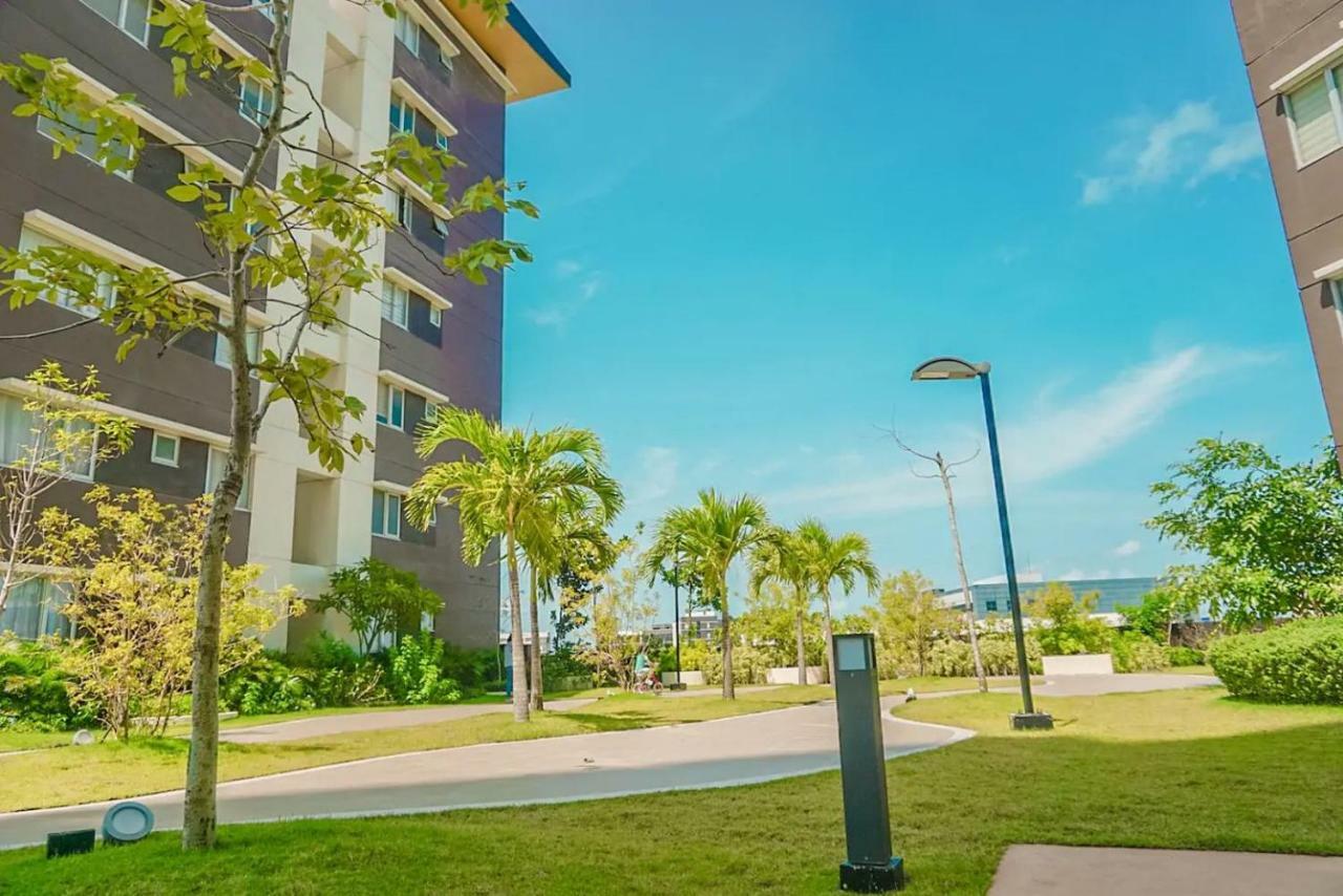 אילוילו Avida Atria Tower 1 Studio Type Condominium מראה חיצוני תמונה