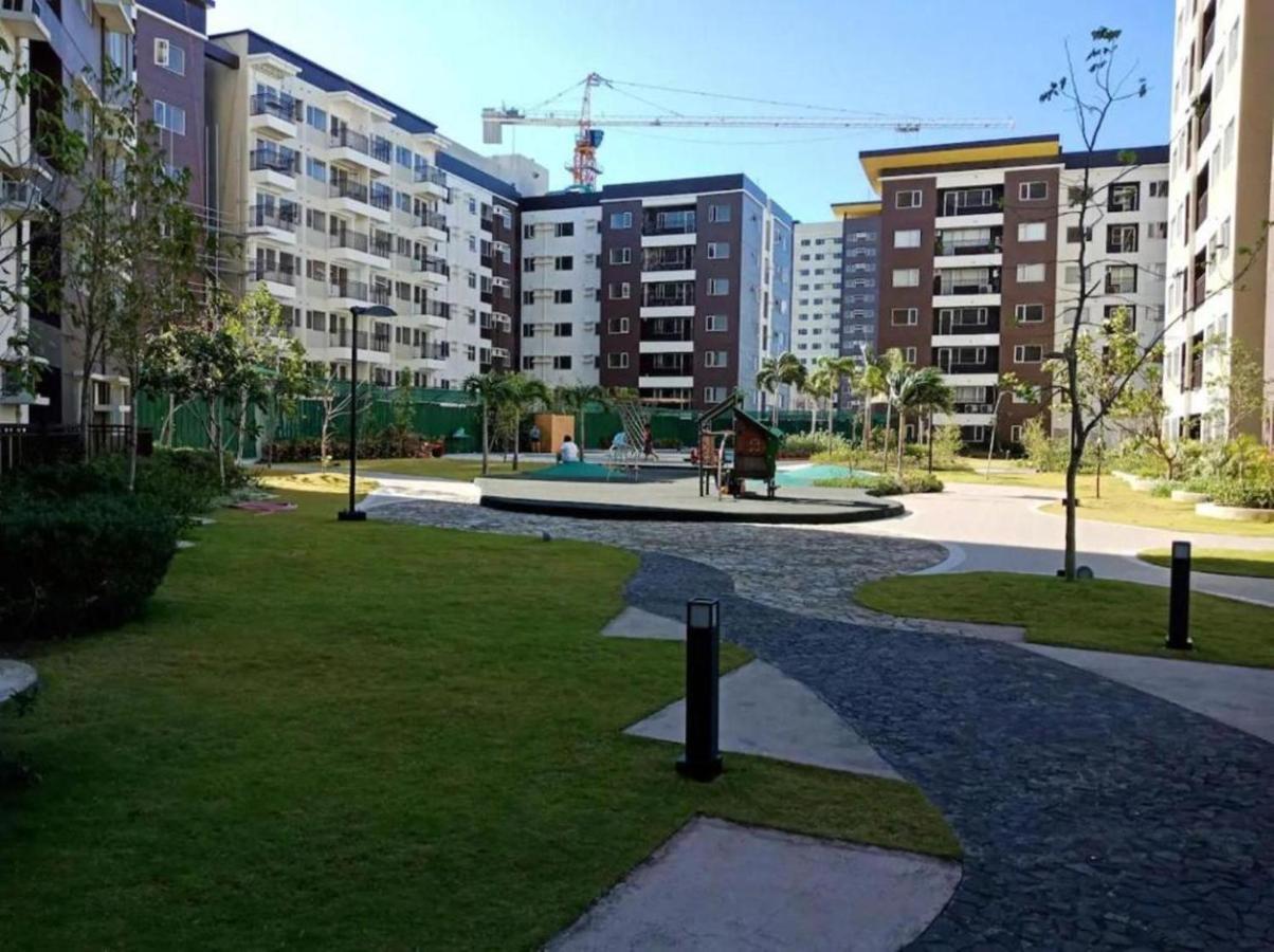 אילוילו Avida Atria Tower 1 Studio Type Condominium מראה חיצוני תמונה