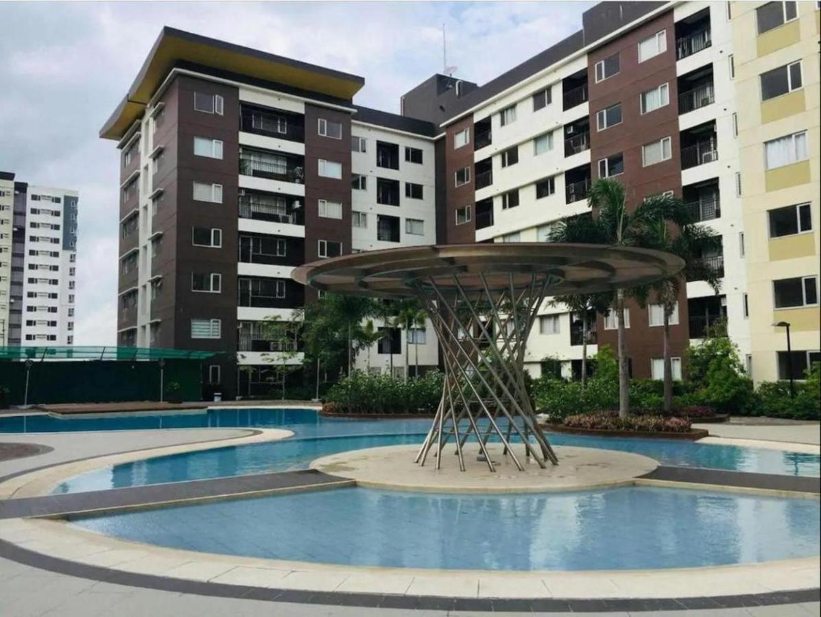 אילוילו Avida Atria Tower 1 Studio Type Condominium מראה חיצוני תמונה